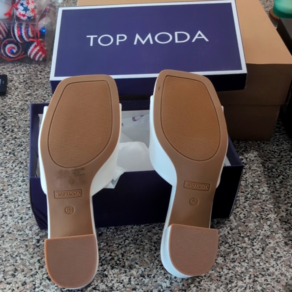 TOP Moda White Elegant Top - Picture 5 of 5